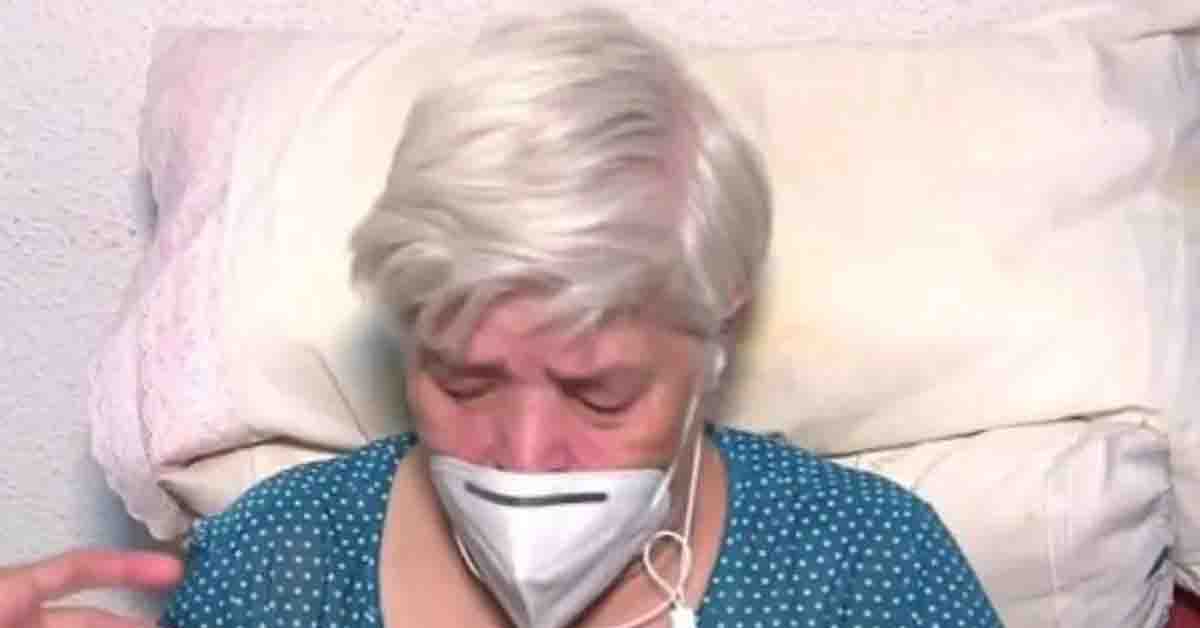 Pide ayuda entre lágrimas para que no la echen de su casa ni la separen de su amado nieto 28 DOLORES SOY CHALUPA