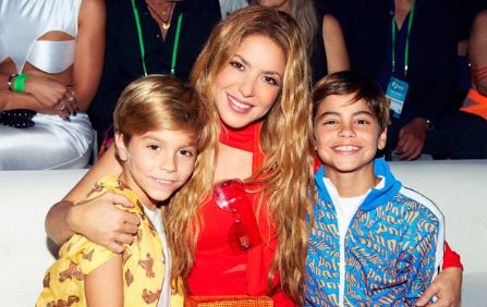 SHAKIRA5 1 SOY CHALUPA