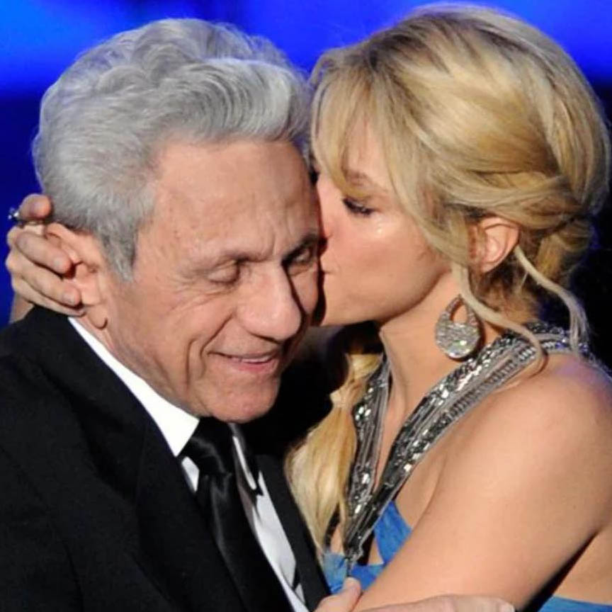 VIDEO: El baile entre Shakira y su padre que nos ha dejado a todos enamorados 9 Shakira y su padre bailando