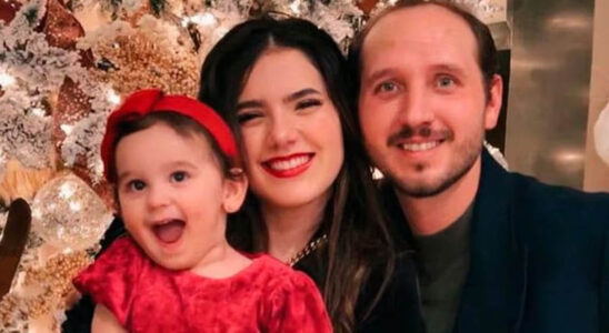 VIDEO: Camila Fernández conmueve al compartir un momento en el escenario junto a su pequeña hija! 14 Camila Fernández y su hija