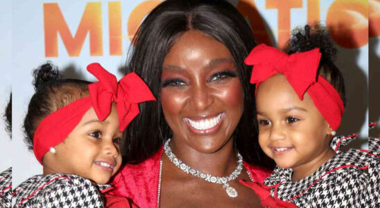 VIDEO: Amara la Negra aclara porque eligió nombres tan particulares para sus gemelas 24 Amara La Negra y sus hijas