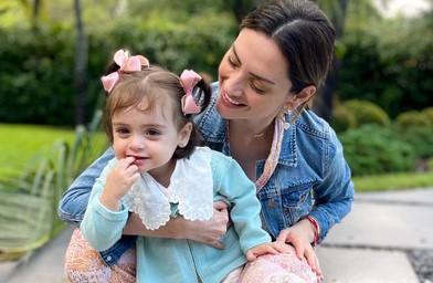 VIDEO: Michelle Galván hace una tierna entrevista a la persona más especial de su vida 11 Michelle Galvan y su hija