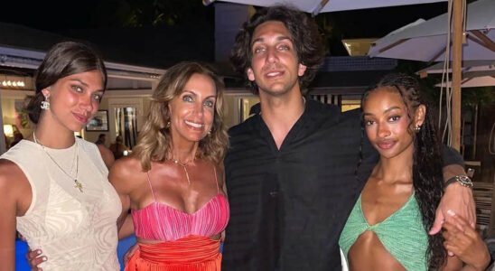 VIDEO: ¿A qué se dedica Lorenzo? el hijo de Lili Estefan del que pocos hablan 11 Lili Estefan y su hijo Lorenzo