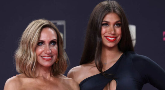 VIDEO: Lili Estefan responde que siente al saber que su hija participara en el Miss Universo Cuba 23 Lili Estefan y su hija Lina Luaces en el Miss Universo