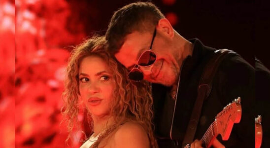VIDEO: ¡La pareja que todos quieren! Shakira le da un beso a Alejandro Sanz 42 Shakira y Alejandro Sanza se besan