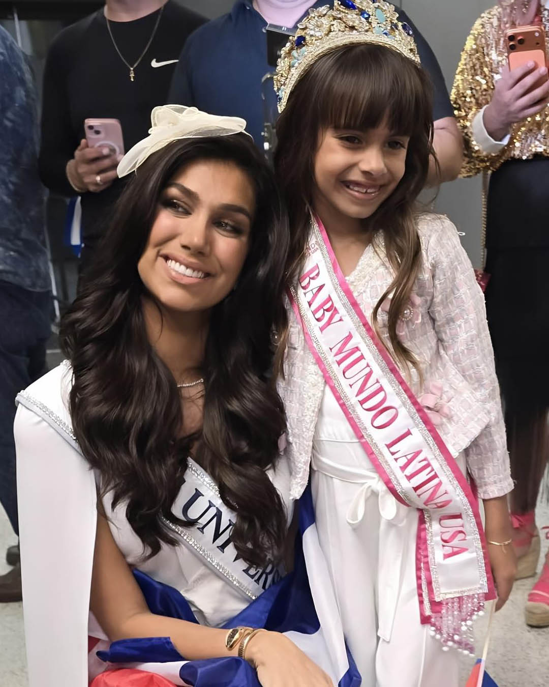 VIDEO: Lina Luaces recibe un hermoso regalo de esta pequeña antes de partir a Tailandia 11 lina 7 SOY CHALUPA