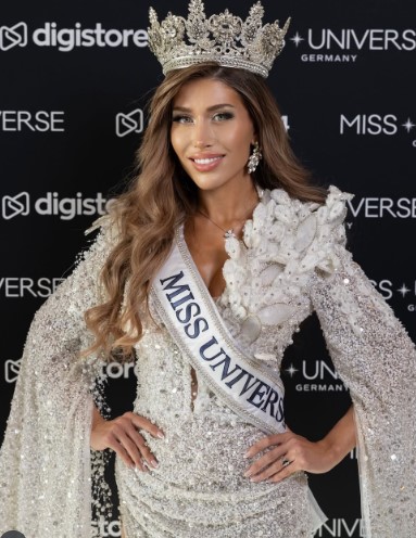 Celebra Lina Luaces! Una de las favoritas decide retirarse del certamen de Miss Universo! 18 alemania SOY CHALUPA