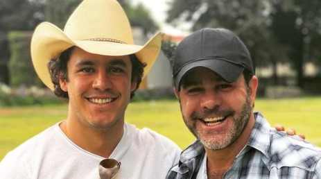 Quien es la Miss con la que Eduardo Capetillo tuvo un fugaz romance? 11 capetillo2 SOY CHALUPA