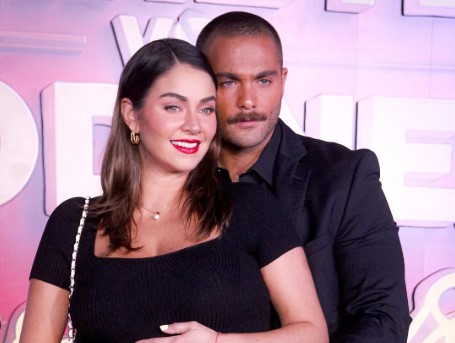 Claudia Martín y Carlos Said celebran un SEGUNDO Baby Shower para su bebe! 17 claudia5 SOY CHALUPA