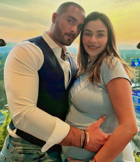 Claudia Martín y Carlos Said celebran un SEGUNDO Baby Shower para su bebe! 18 claudia6 SOY CHALUPA