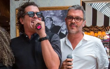 Lo rechaza por ser gay? Guillermo Vives confiesa que no hay "ninguna relación" con su hermano, Carlos Vives 18 vives6 SOY CHALUPA