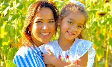 Alaia responde a las críticas que le hicieron a su madre por vestirla así para su recital en la iglesia 12 alaia3 SOY CHALUPA