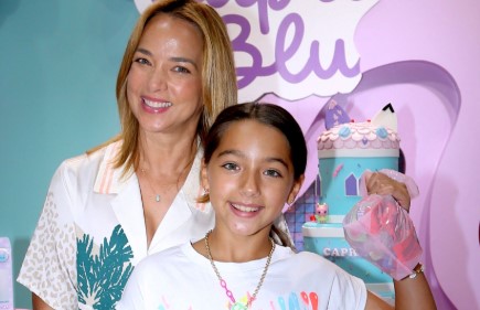 Alaia responde a las críticas que le hicieron a su madre por vestirla así para su recital en la iglesia 13 alaia4 SOY CHALUPA