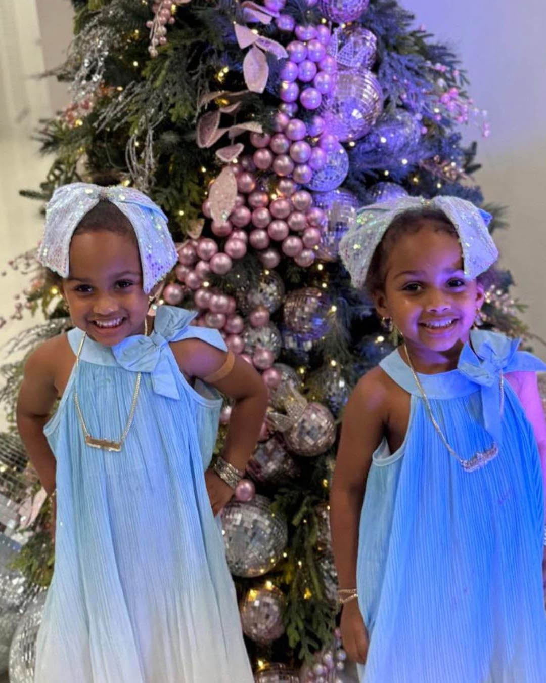 VIDEO: Las hijas de Amara prepararon ellas mismas su arbolito de Navidad 11 amara1 SOY CHALUPA