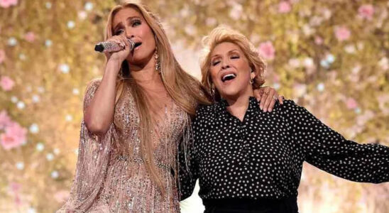 VIDEO: La madre de JLo hizo un escándalo bailando en el concierto de su hija 9 jlo1 1 SOY CHALUPA