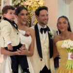 Daniela Ospina se casa y es su hija, no su padre, quien la entrega al altar