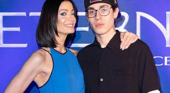 VIDEO: Dayanara Torres no puede ocultar su felicidad y orgullo al hablar del gran logro de su hijo Ryan 13 Dayanara Torres revela que su hijo Ryan debutará en una prestigiosa pasarela