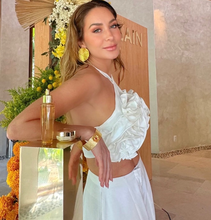 FOTO: Geraldine Bazán busca novio con un peculiar pedido en sus redes 7 Geraldine Bazán