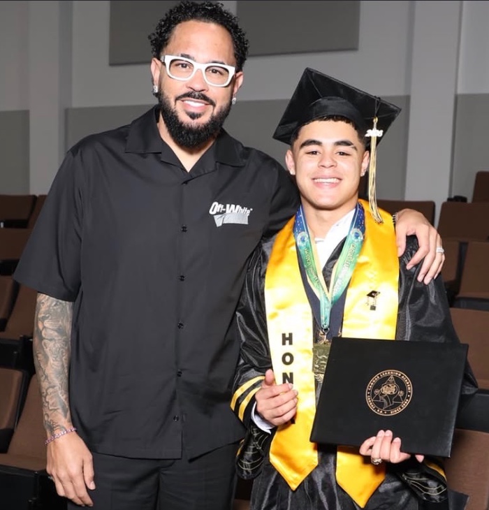 FOTO: Raphy Pina celebra el gran logro de su hijo 5 Raphy Pina