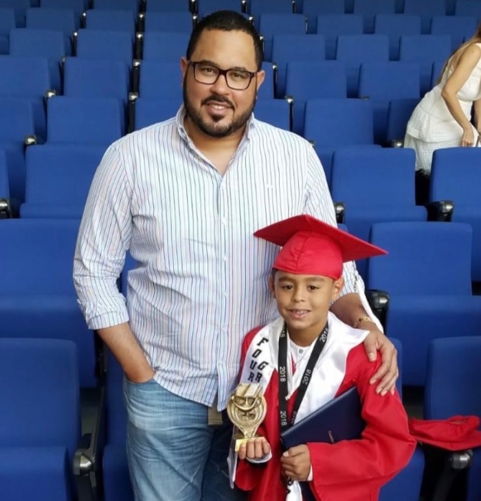 FOTO: Raphy Pina celebra el gran logro de su hijo 6 Raphy Pina