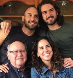 Pablo Lyle procupa a sus seguidores con su reciente situacion familiar 5 pablolyle familia 2 SOY CHALUPA