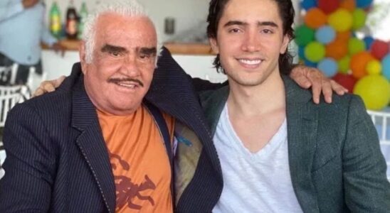 La familia Fernández se desmarca del disco homenaje de Ángela Aguilar a Vicente Fernández y marca distancia con los Aguilar 29 Álex Fernández