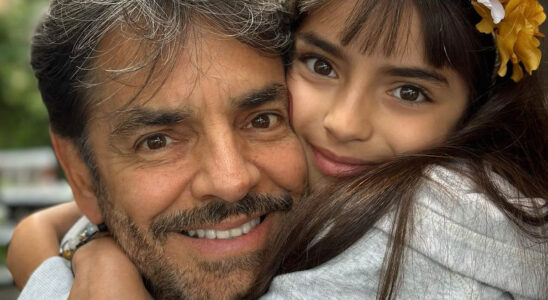 Asi fue el debut de Aitana la hija de Eugenio Derbez y Alessandra Rosaldo como artista. Que dijo su mama? - VIDEO 23 aitana SOY CHALUPA