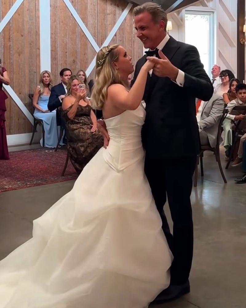 Así fue el emotivo baile del vals de Carlos Ponce y su hija en su boda 8 Carlos Ponce