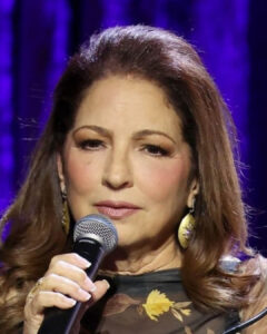Gloria Estefan se quiebra al despedir a una persona muy cercana - VIDEO 6 estefan SOY CHALUPA