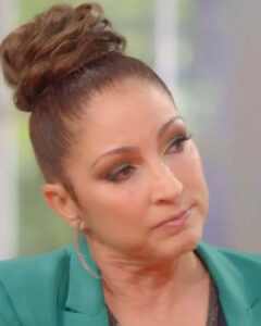 Gloria Estefan se quiebra al despedir a una persona muy cercana - VIDEO 5 jklashdfjklhasdf SOY CHALUPA