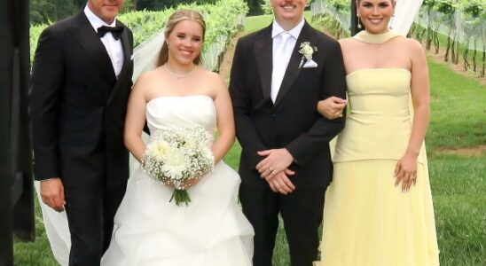 La hija adoptiva de Carlos Ponse se casó y junto a su esposo hizo algo nunca visto en otra boda 25 La hija adoptiva de Carlos Ponse