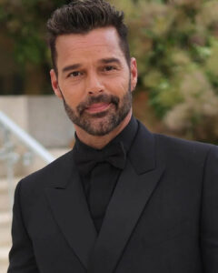 Ricky Martin presume sus musculos a los 54! 5 ricky1 SOY CHALUPA