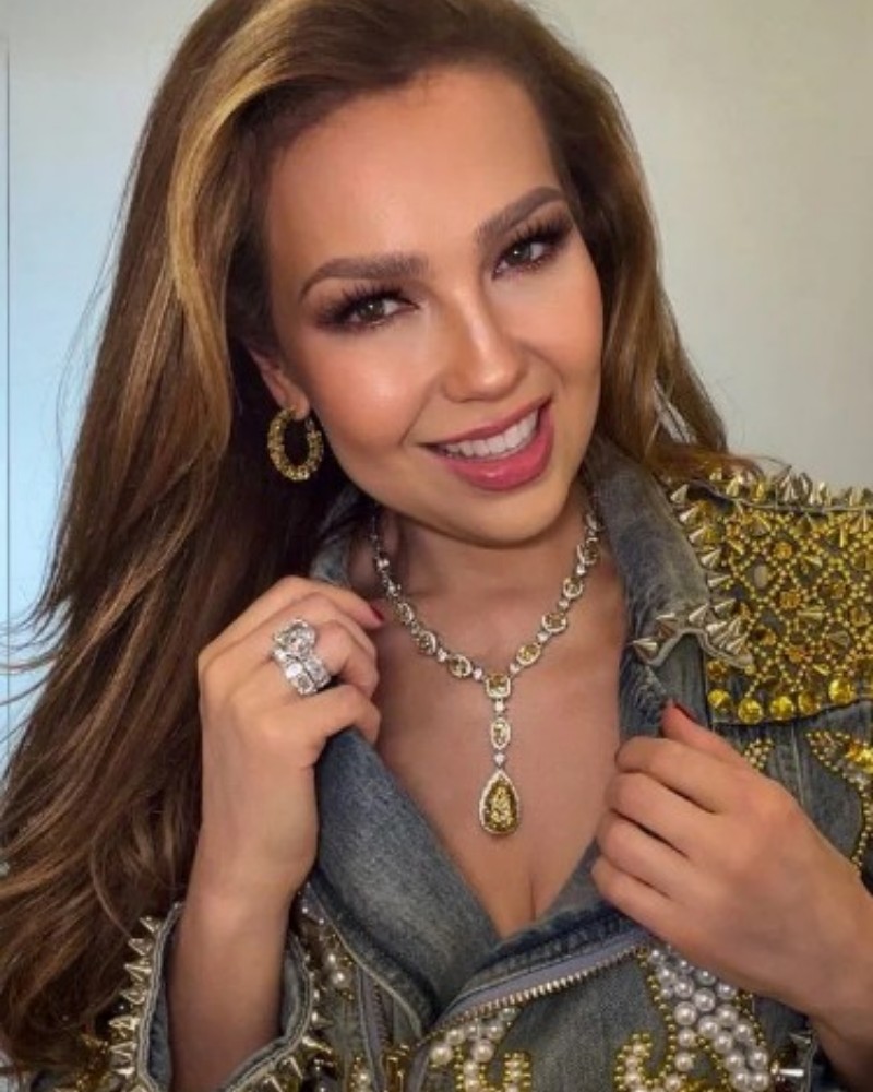 FOTO: Thalía comparte imágenes de lo que fue la íntima y divertida celebración por su cumpleaños 55 6 Thalia