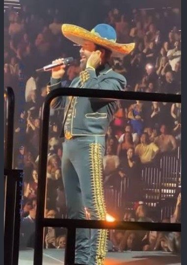 Alejandro Fernández celebra el Grito de Independencia en Las Vegas ante su público 5 Screenshot 2026 09 17 030321 SOY CHALUPA