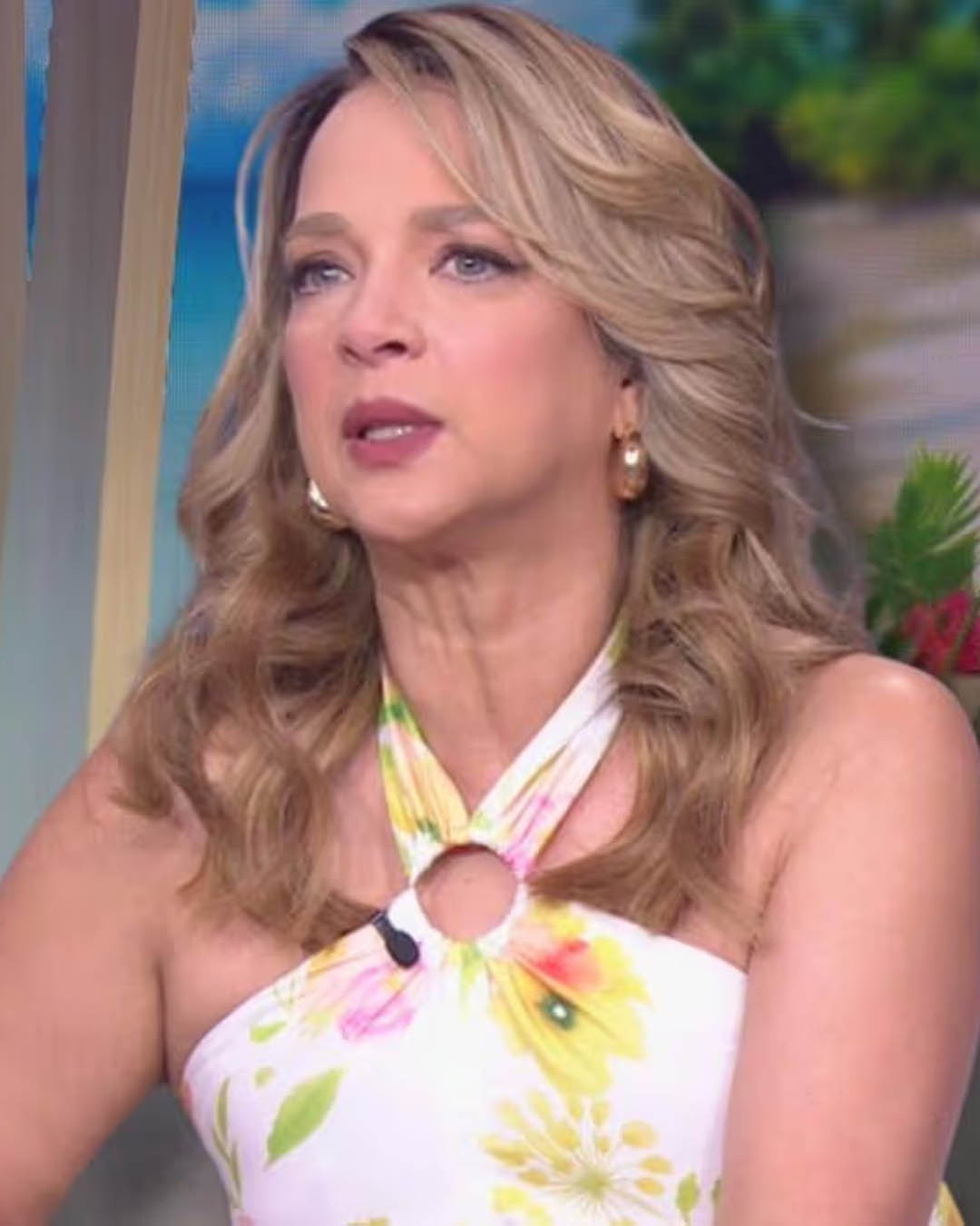 Adamari López causa revuelo con una reflexión sobre la lealtad de los hombres. Estas de acuerdo? - VIDEO 6 adamari SOY CHALUPA