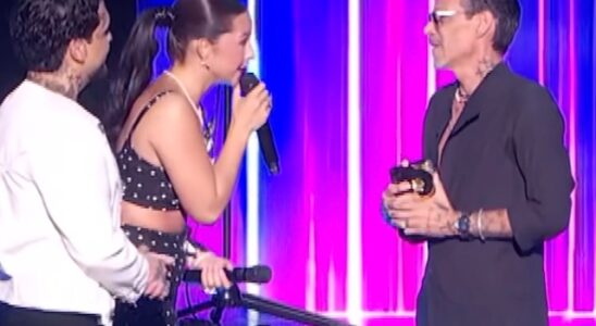 VIDEO: Ángela Aguilar es criticada por el comentario desubicado que hizo en los Premios Juventud al entregarle un premio a Marc Anthony 5 Ángela Aguilar