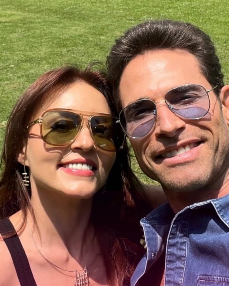 VIDEO: ¿Amor compartido? Sebastián Rulli sorprende al revelar la curiosa relación que mantiene con Angelique Boyer 7 Sebastián Rulli y Angelique Boyer