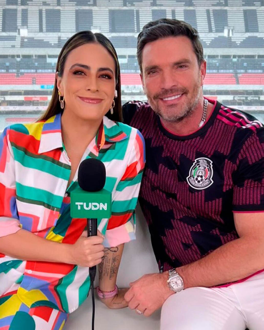 Julián Gil y Valeria Marín celebran boda sorpresa en Las Vegas 5 GIL SOY CHALUPA