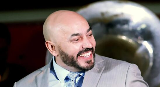 Lupillo Rivera presume a su nueva novia y sorprende con 'Amor De Colombia' en Top Chef VIP 5 13 media brain 39240 cover e0c71bef6c52ba42 SOY CHALUPA